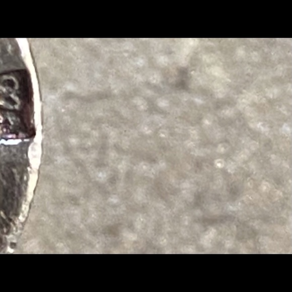 Amber sterling silver pendant statement necklace with intricate floral design - Picture 10 of 11